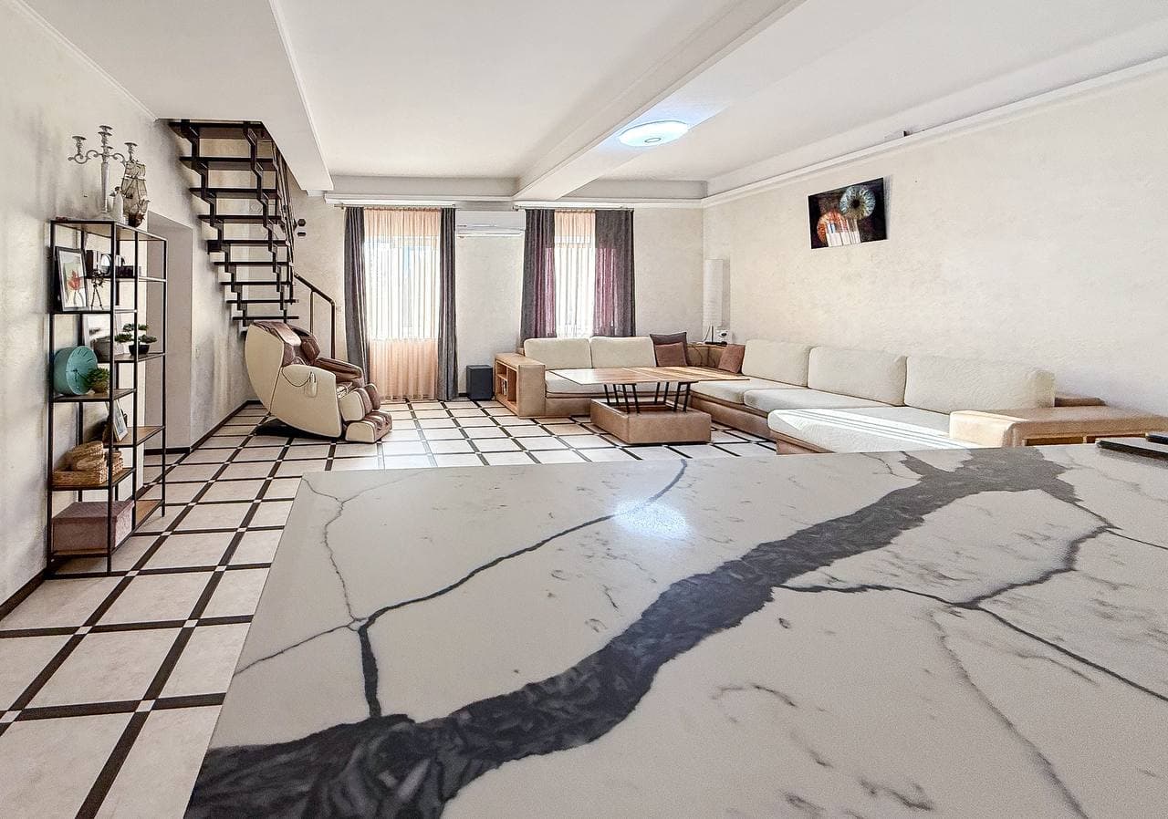Преміум будинок на Дніпровській, Бородинський, 250 м², 15 соток фото 3