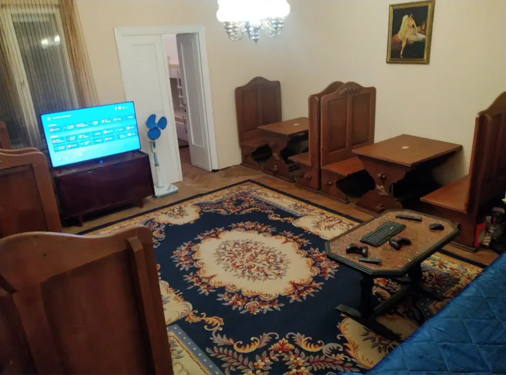 Власник. Здам квартиру дівчатам студенткам вул.Коцюбинського